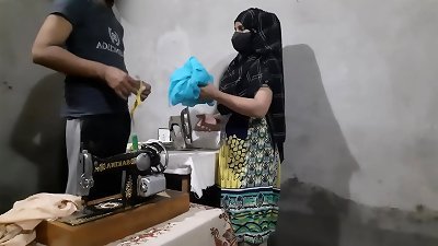Indian magnificent Muslim dame Gets balls penetrated By Tailor