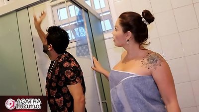 Agatha Mama in: The kinky milf Tenant - Part 1 - Story - Free